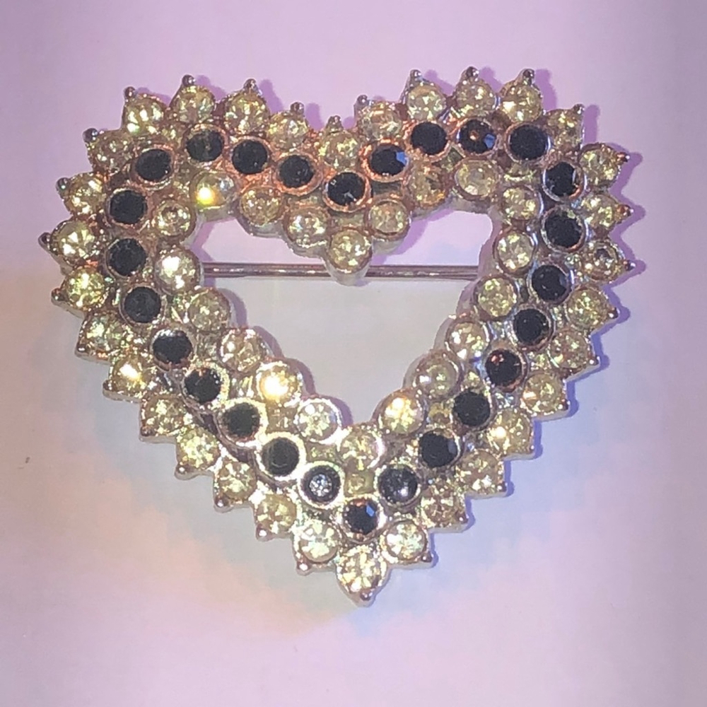 Angel Brand Elegant Silver Tone and Black Rhinestone Retro Boho Heart Brooch